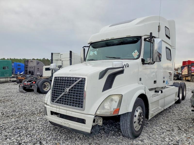 Фото 2 - VOLVO All Models