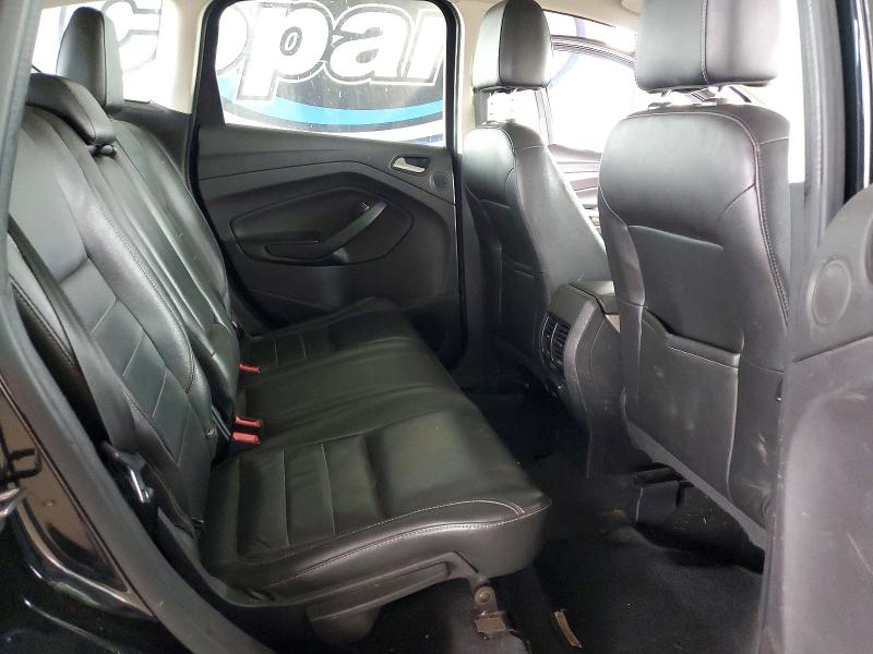 Фото 10 - FORD CMAX