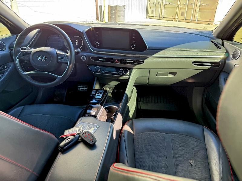 Фото 9 - HYUNDAI SONATA