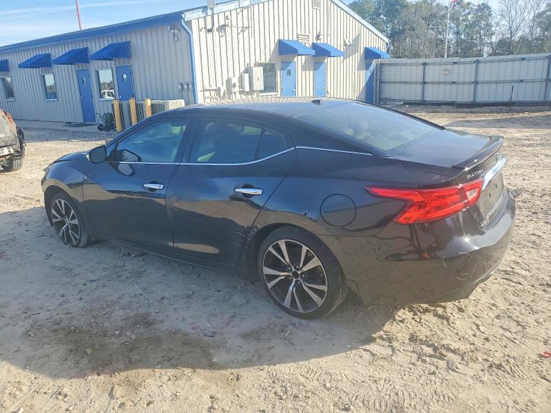 Фото 2 - NISSAN MAXIMA