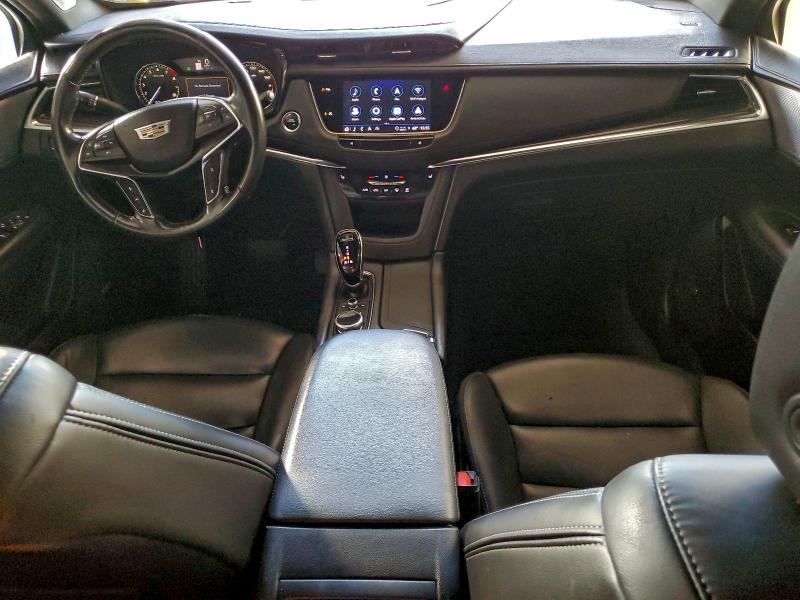 Фото 8 - CADILLAC XT5