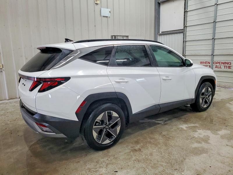 Фото 3 - HYUNDAI TUCSON