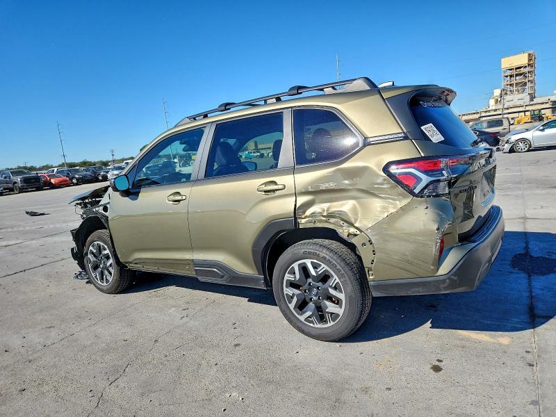 Фото 2 - SUBARU FORESTER