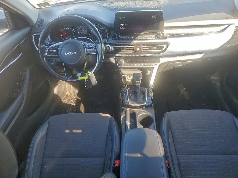 KIA SELTOS NIG 2022 VIN KNDEUCA26N7294871