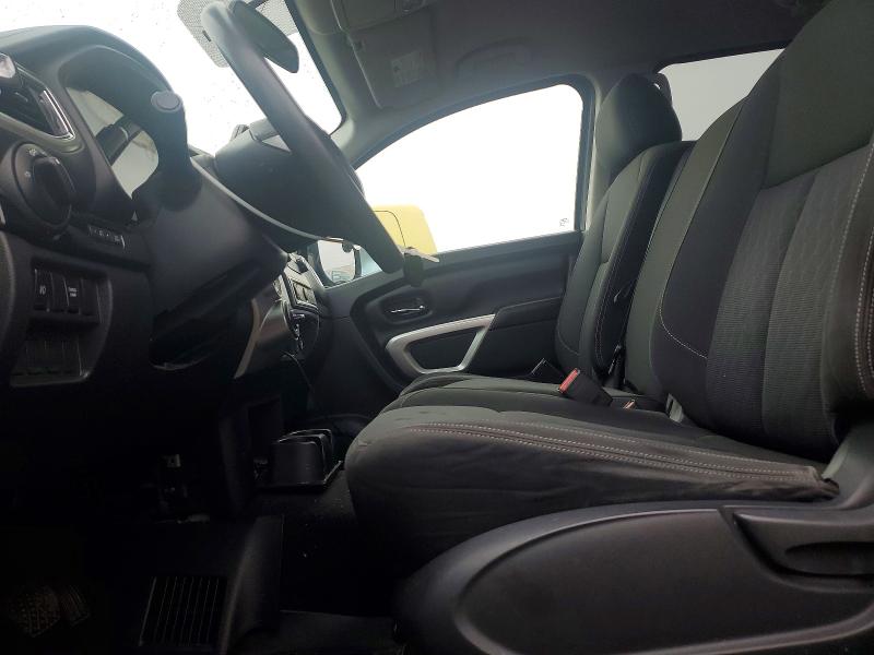 Фото 7 - NISSAN TITAN