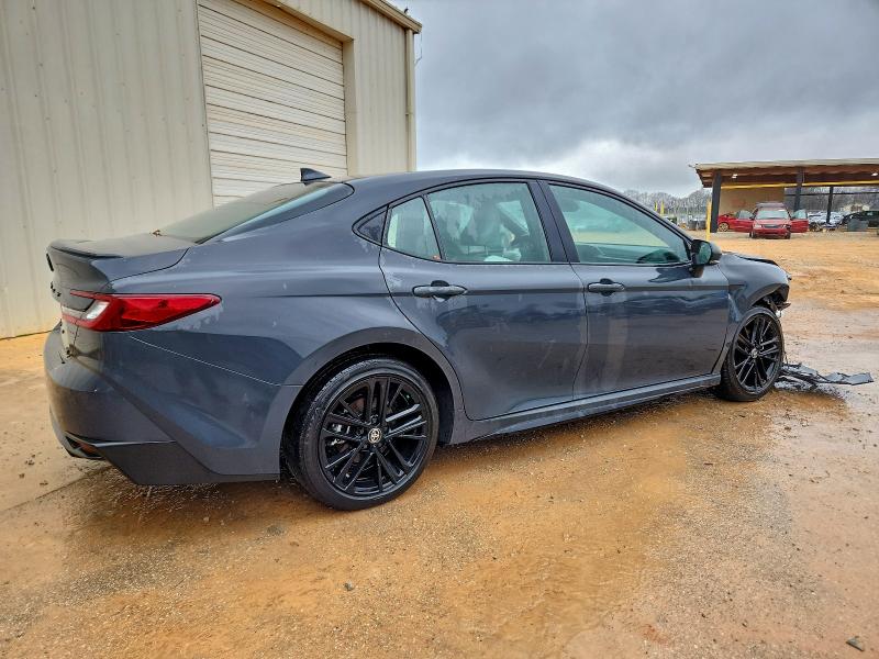 Фото 3 - TOYOTA CAMRY