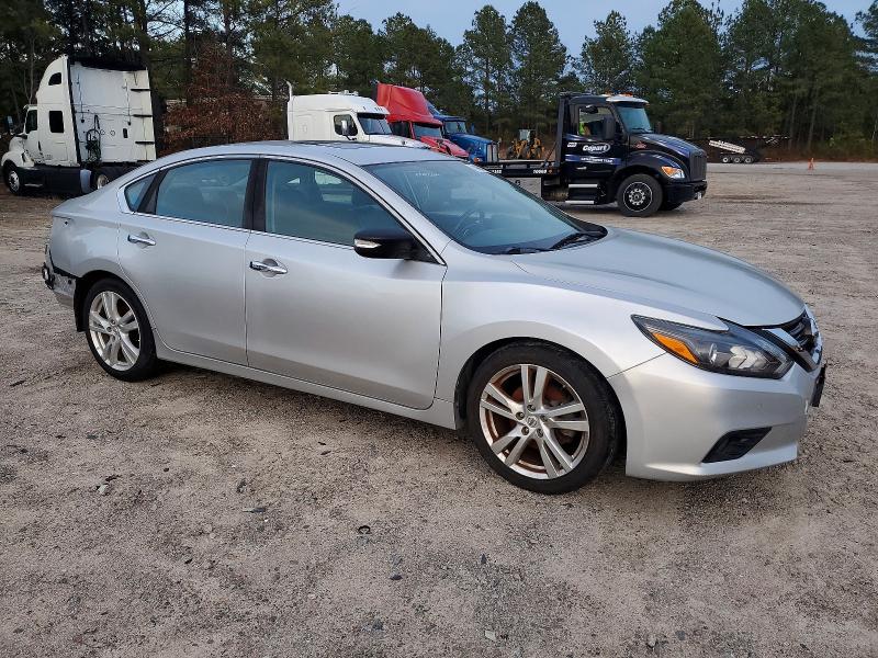 Фото 4 - NISSAN ALTIMA