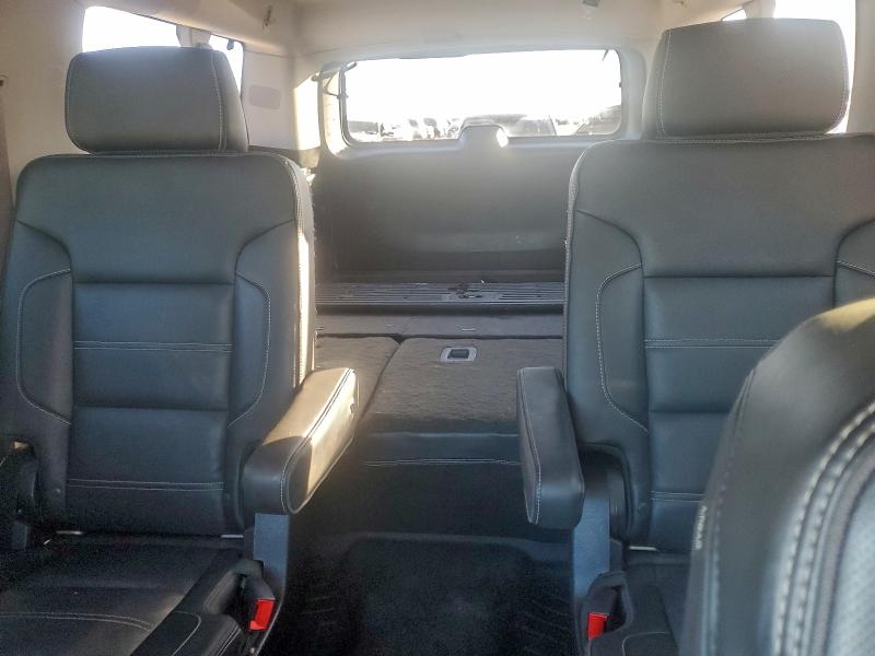 Фото 10 - GMC YUKON