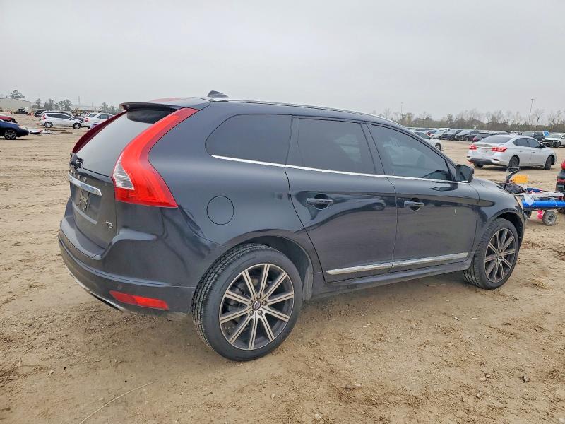 Фото 3 - VOLVO XC60