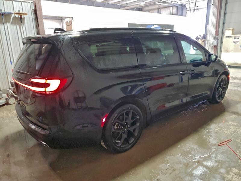 Фото 3 - CHRYSLER PACIFICA