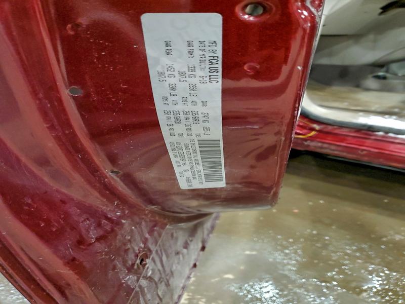 Фото 14 - CHRYSLER PACIFICA