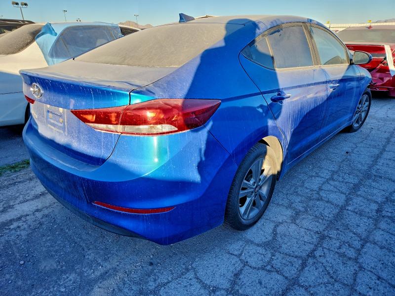 Фото 3 - HYUNDAI ELANTRA