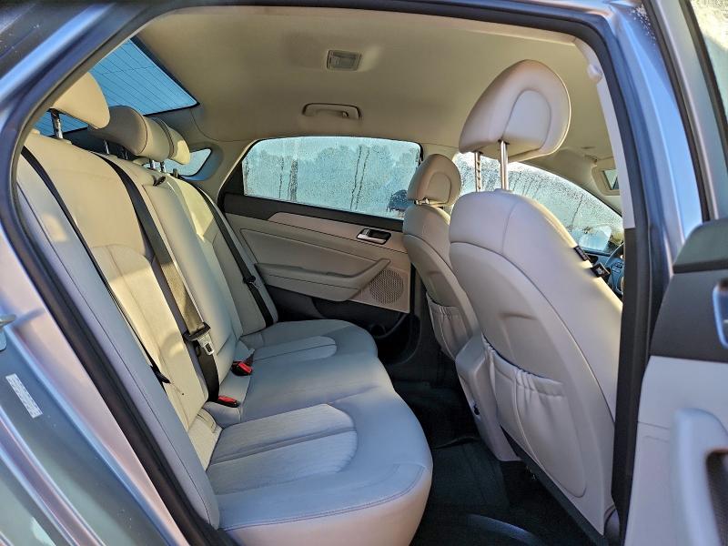 Фото 10 - HYUNDAI SONATA