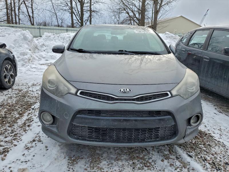 Фото 5 - KIA FORTE