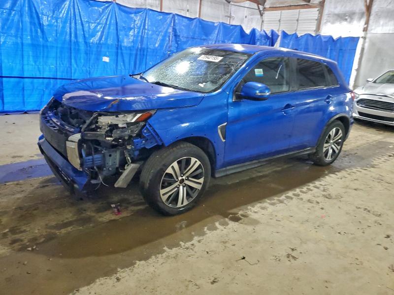 Фото 1 - MITSUBISHI OUTLANDER