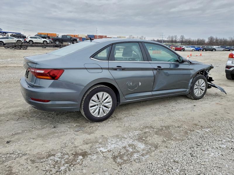 Фото 3 - VOLKSWAGEN JETTA