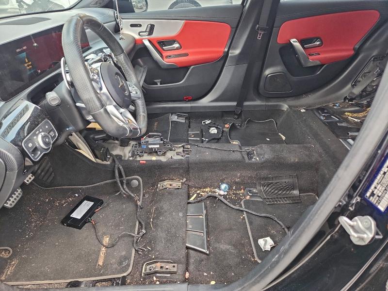 Фото 7 - MERCEDES-BENZ A-CLASS