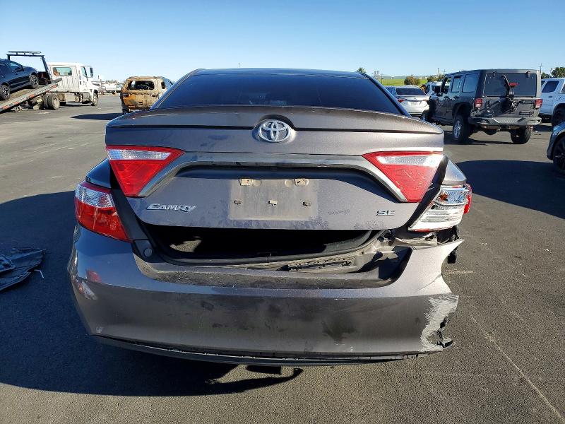 Фото 6 - TOYOTA CAMRY