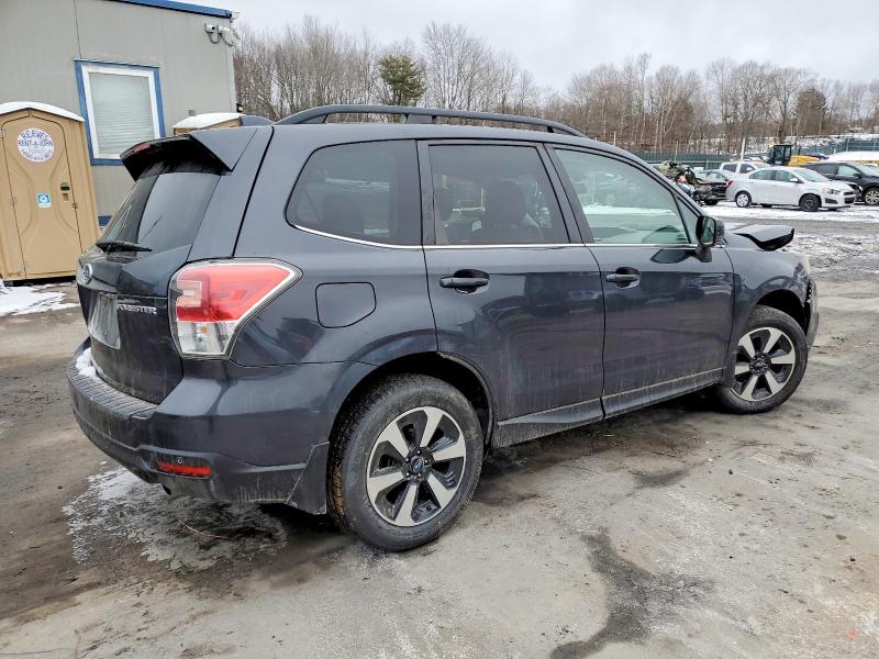 Фото 3 - SUBARU FORESTER