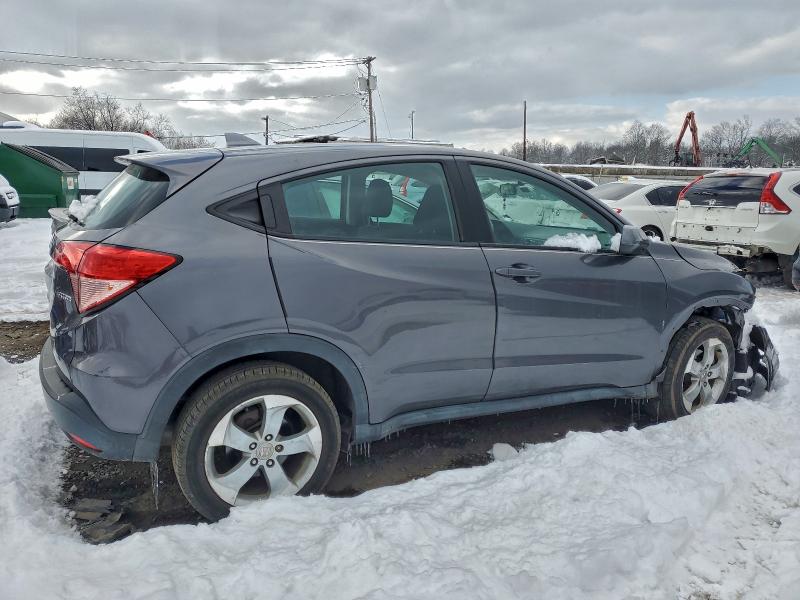 Фото 3 - HONDA HR-V