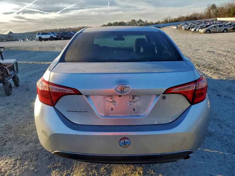 Фото 6 - TOYOTA COROLLA