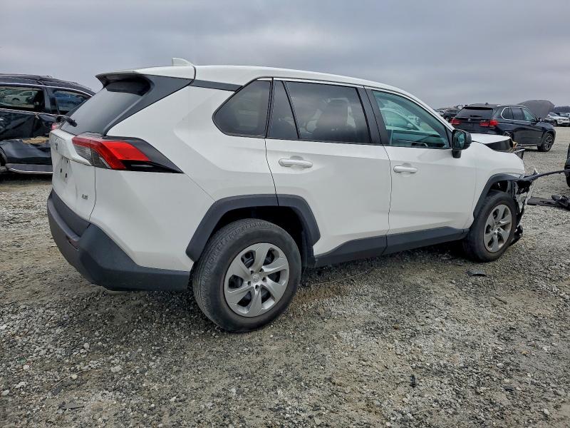 Фото 3 - TOYOTA RAV4