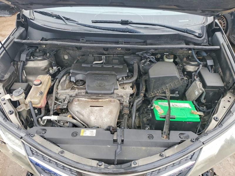 Фото 11 - TOYOTA RAV4