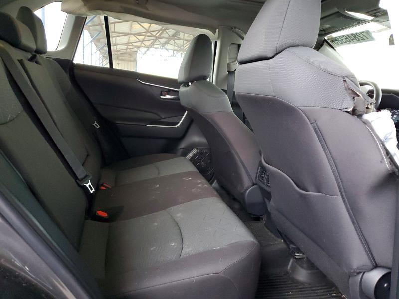 Фото 10 - TOYOTA RAV4