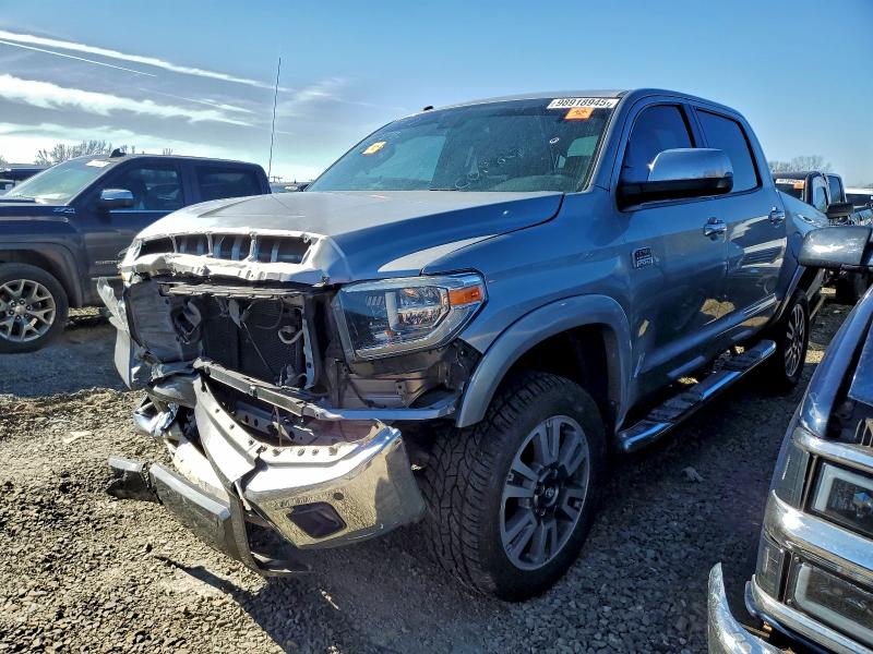Фото 1 - TOYOTA TUNDRA