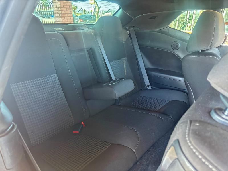 Фото 6 - DODGE CHALLENGER