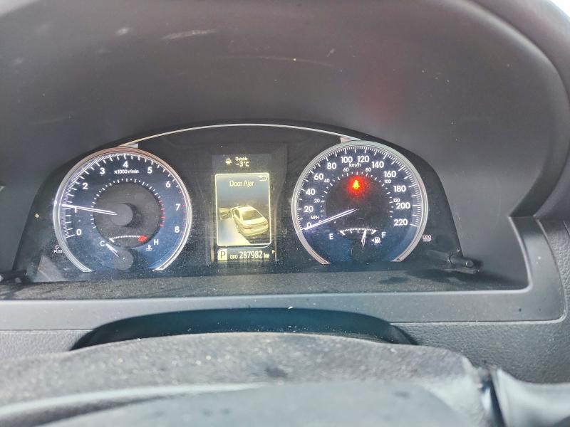 Фото 9 - TOYOTA CAMRY