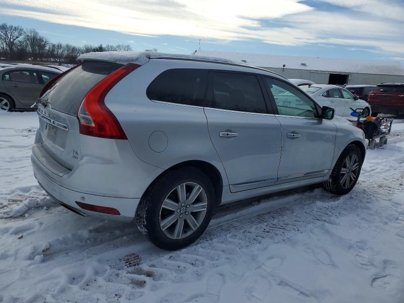 Фото 3 - VOLVO XC60