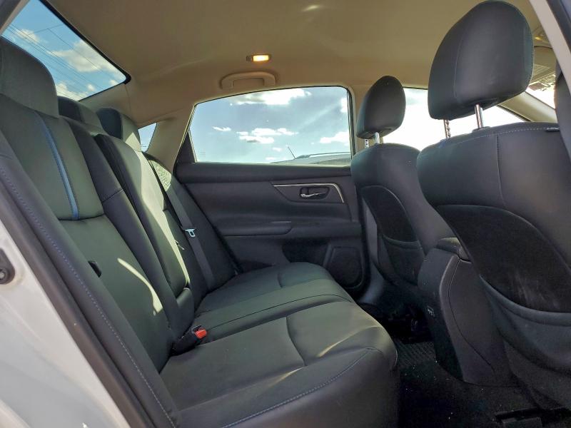 Фото 10 - NISSAN ALTIMA