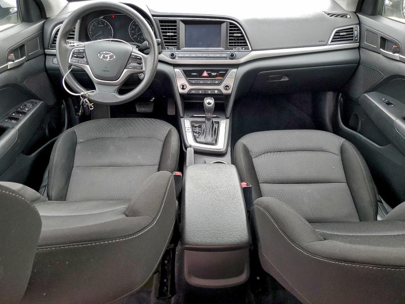 Фото 8 - HYUNDAI ELANTRA