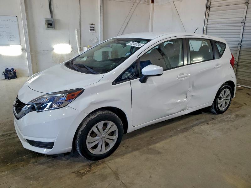 Фото 1 - NISSAN VERSA