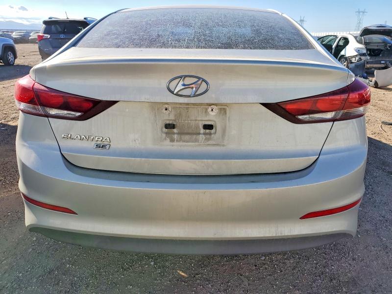 Фото 6 - HYUNDAI ELANTRA