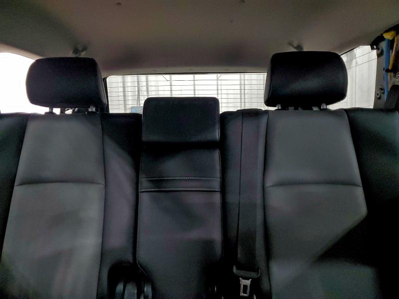 Фото 10 - TOYOTA 4RUNNER