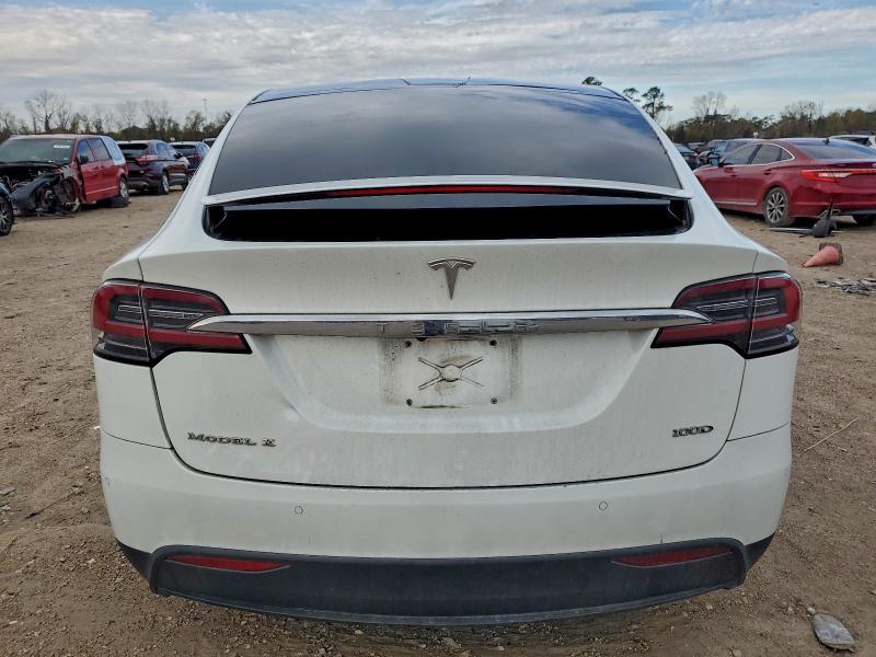Фото 6 - TESLA MODEL X