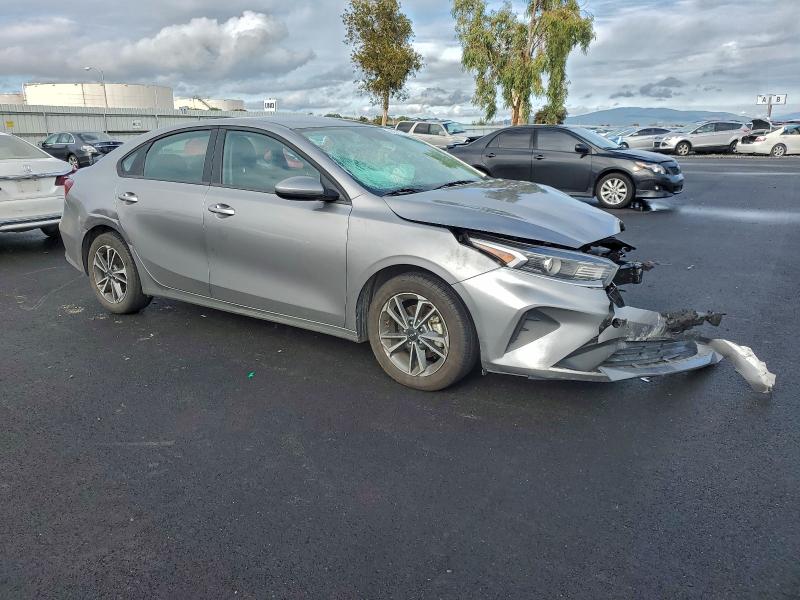 Фото 4 - KIA FORTE