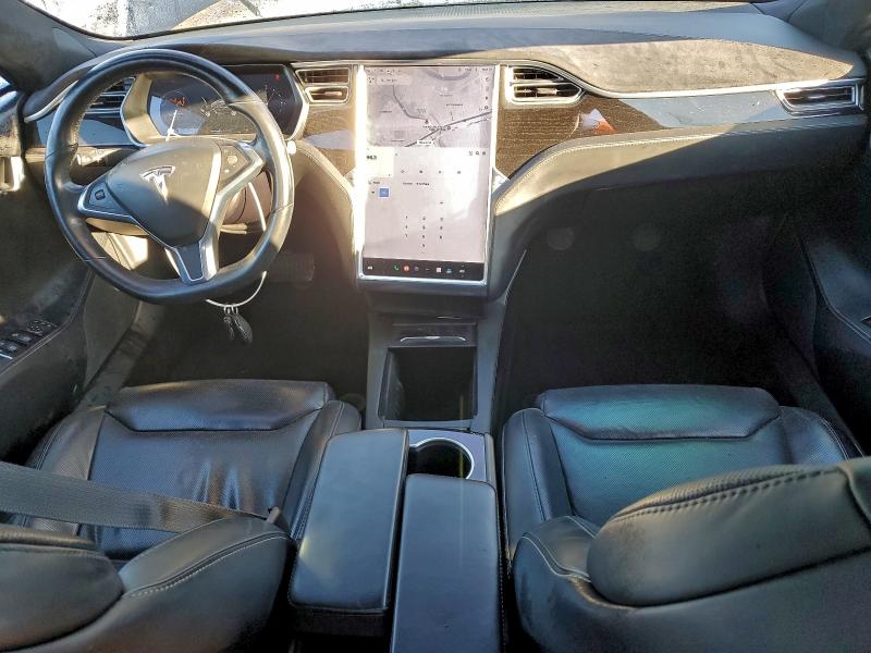 Фото 8 - TESLA MODEL S