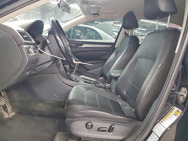 Фото 7 - VOLKSWAGEN PASSAT