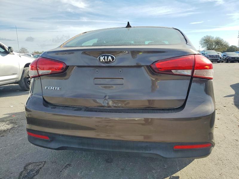 Фото 6 - KIA FORTE