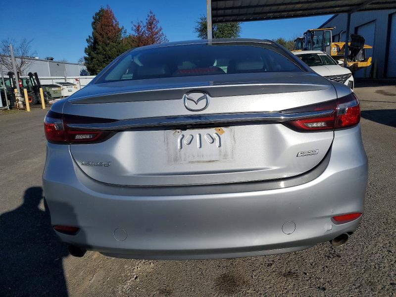 Фото 6 - MAZDA 6