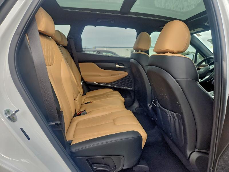 Фото 11 - HYUNDAI SANTA FE