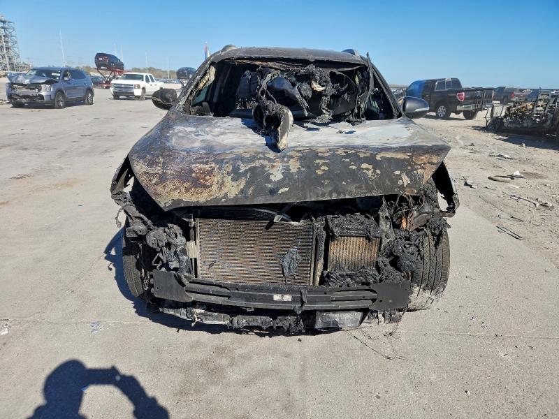 Фото 5 - KIA SORENTO