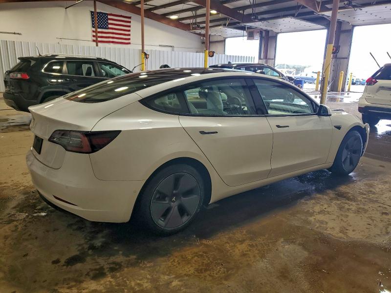 Фото 3 - TESLA MODEL 3