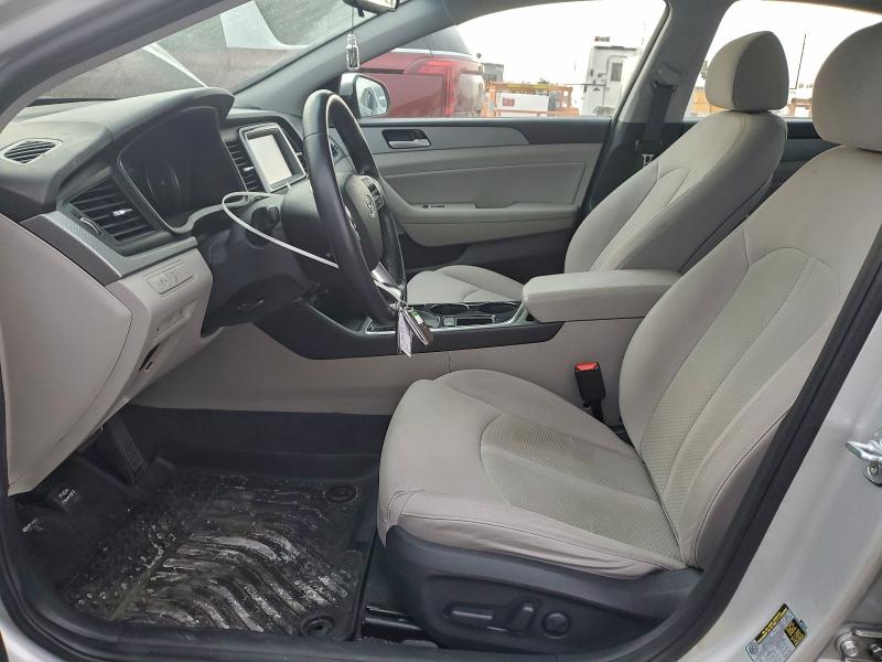 Фото 7 - HYUNDAI SONATA