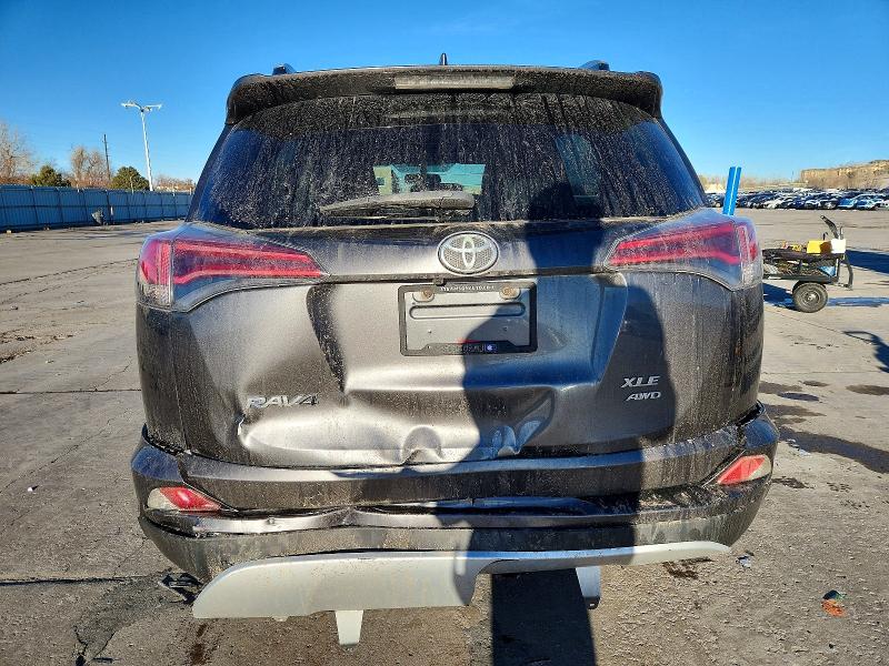 Фото 6 - TOYOTA RAV4