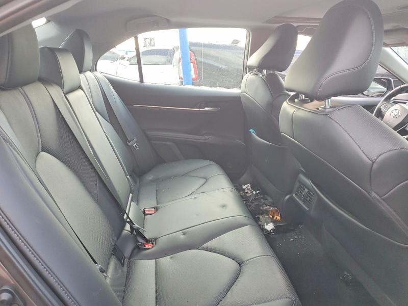 Фото 10 - TOYOTA CAMRY