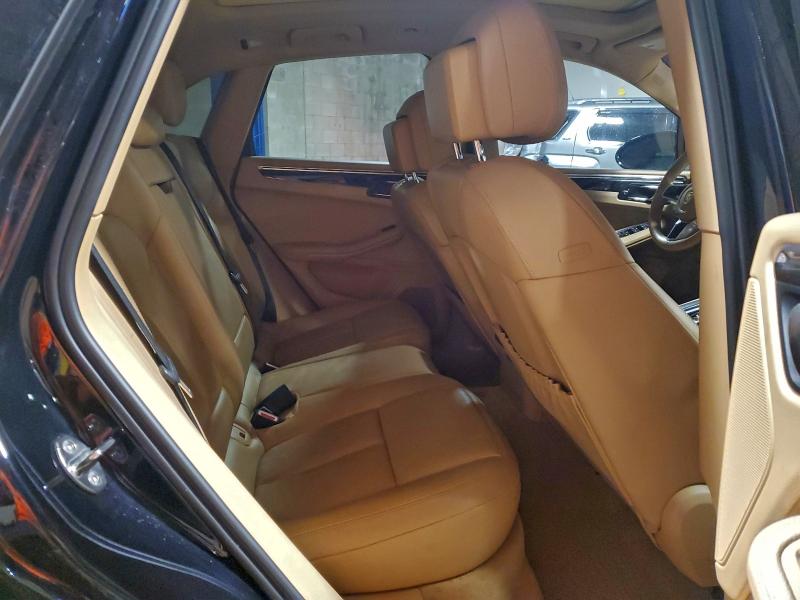 Фото 11 - PORSCHE MACAN